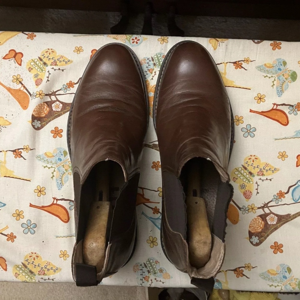 Brown Leather Chelsea Boots